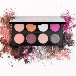 Betty Boop x Ipsy Thats So Betty Eyeshadow Palette